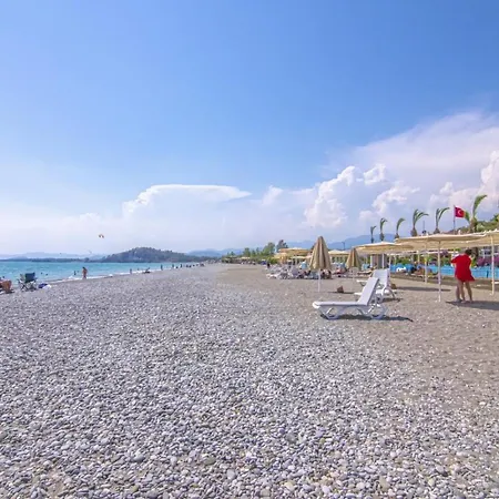 Sunset Beach Club Aqualettings Lighthouse 19 아파트 *